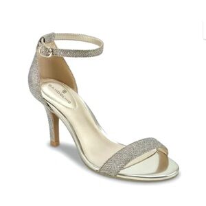 Bandolino Madia Sandal Gold Metallic Shimmer Heels Size 8
